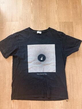 RHUDE - Falling For You Graphic Tee - Black